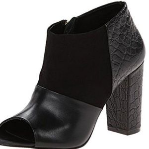 Trina Turk Black Los Gatos peep toe